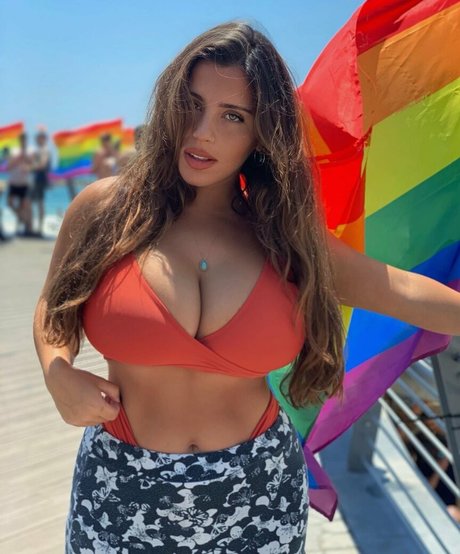 Tami Bar porn actress pic