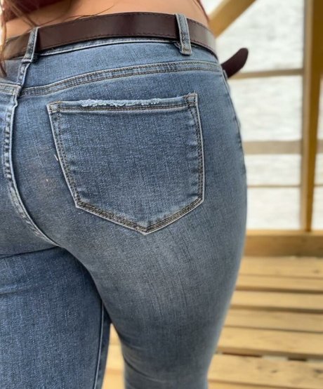 camillaisbored exclusive pornstar galleries