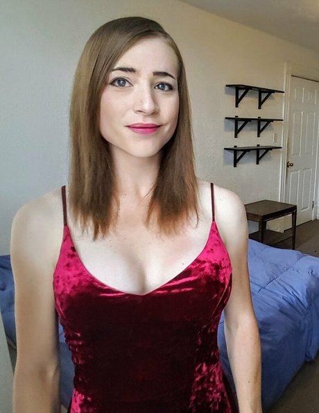 jordanelizabeth xxx actress photos