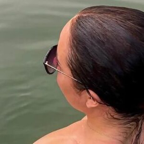 michaaprinz model naked picture