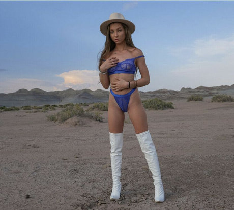 Brittany Flemming hot model photos