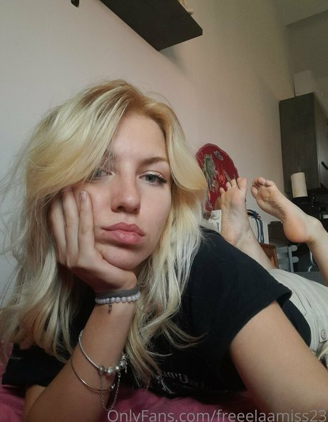 freeelaamiss23 nude pornstar picture