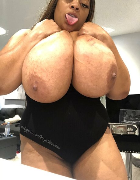 thegoddessdior model nudes photo