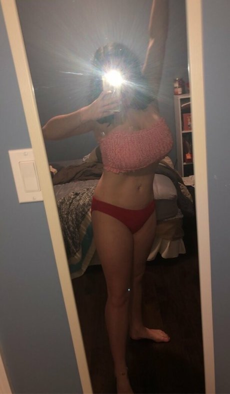 Kenzie A pornstar nude photo
