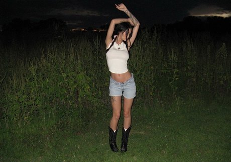 Madylina Renee high quality actress photo