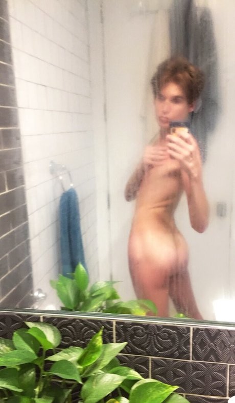 hunnydewboy pretty pornstar images