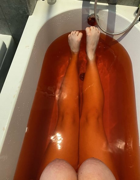 lucylaistner naked pornstar galleries