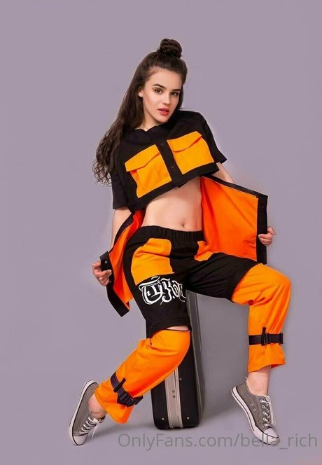 bella rich beautiful model archive