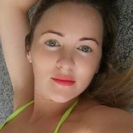 Dirtymilf69 erotic actress pic