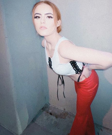 Kiiara star top gallery