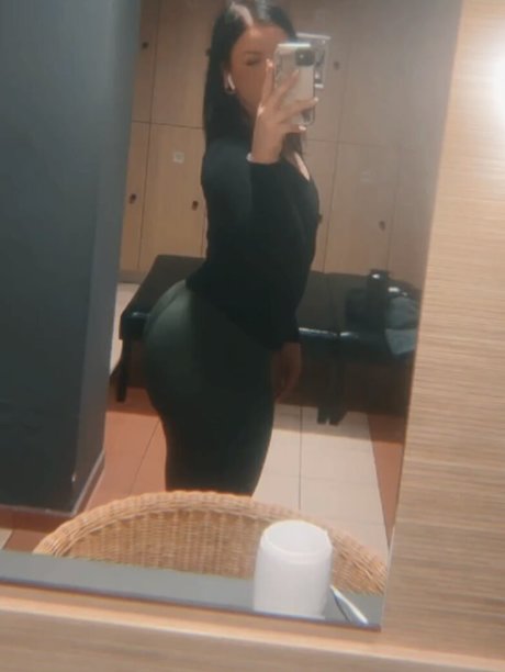 hottest onlyfans beautiful porn pic