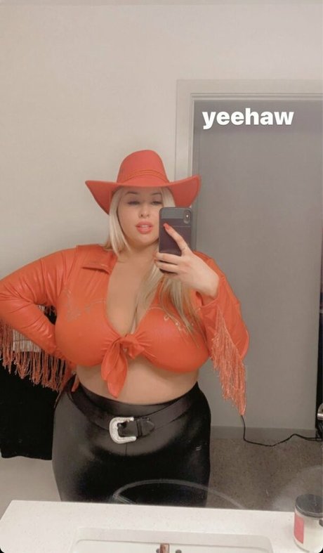 shemale fucks girl onlyfans free sexy image