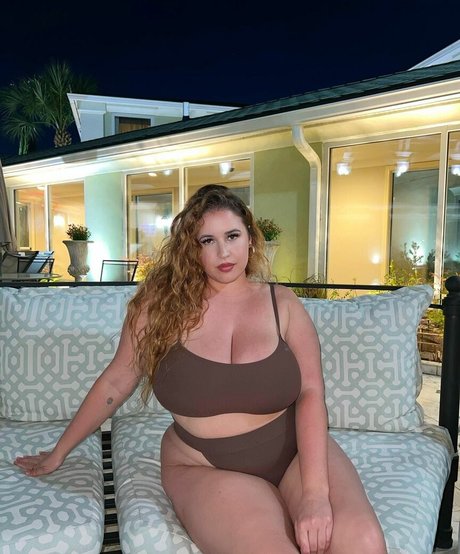 cute onlyfans beautiful naked image