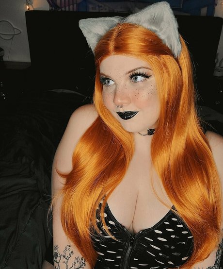 succubusworld naked pornstar picture