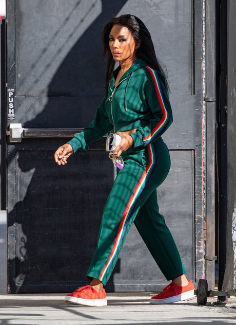 Angela Bassett top profile image