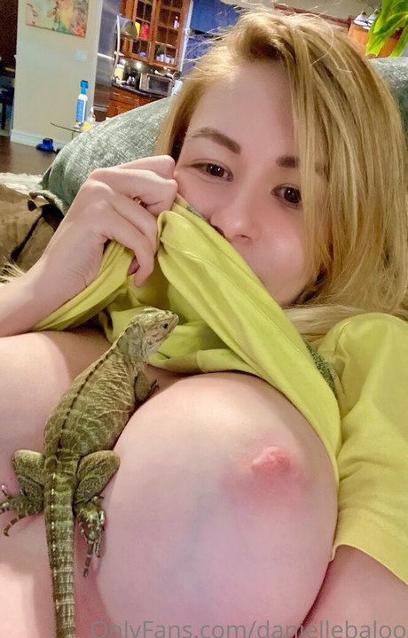 Danielle Beaulieu model art img