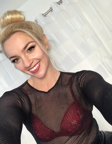 Mandy Marx star hd photo