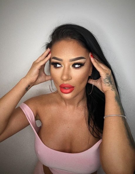native onlyfans pretty photos