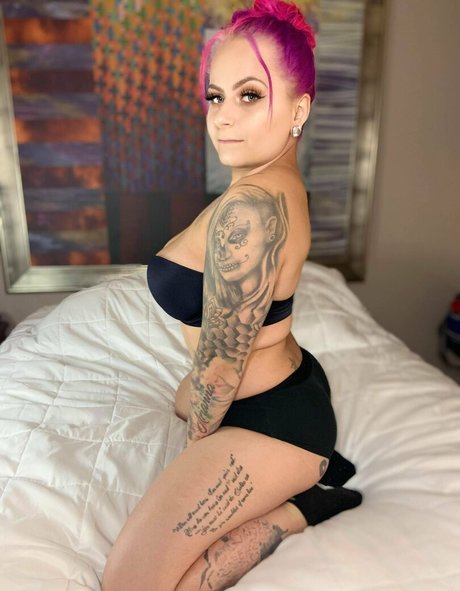 blazebradshaw2 hot actress images