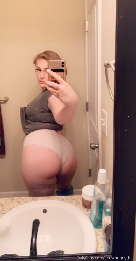 thickbunnylexi top profile image