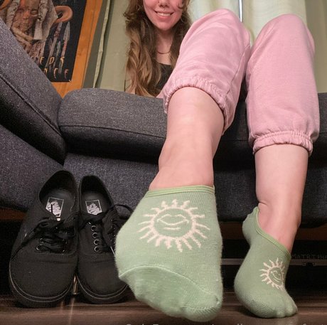 paulinasprettyfeet star sexy archive