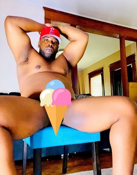 hippie onlyfans top photo