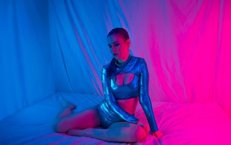 Pinipy pornstar sexy photo
