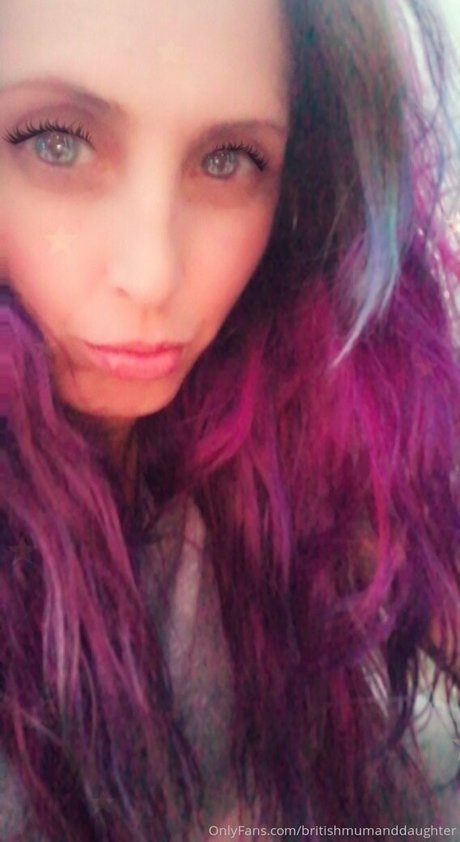 britishmumanddaughter model pretty pictures