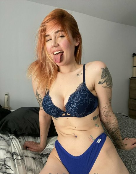 itsrosemoon porn star pic