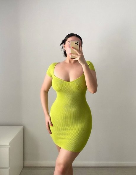 Sammie Warren free model image