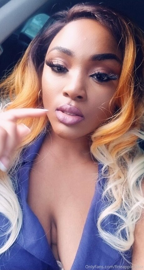 fineapple diva sexy actress photo