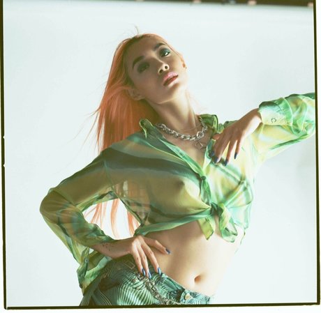 Rina Sawayama pornstar sex picture