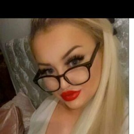 Jessica Elizabeth star erotic photo