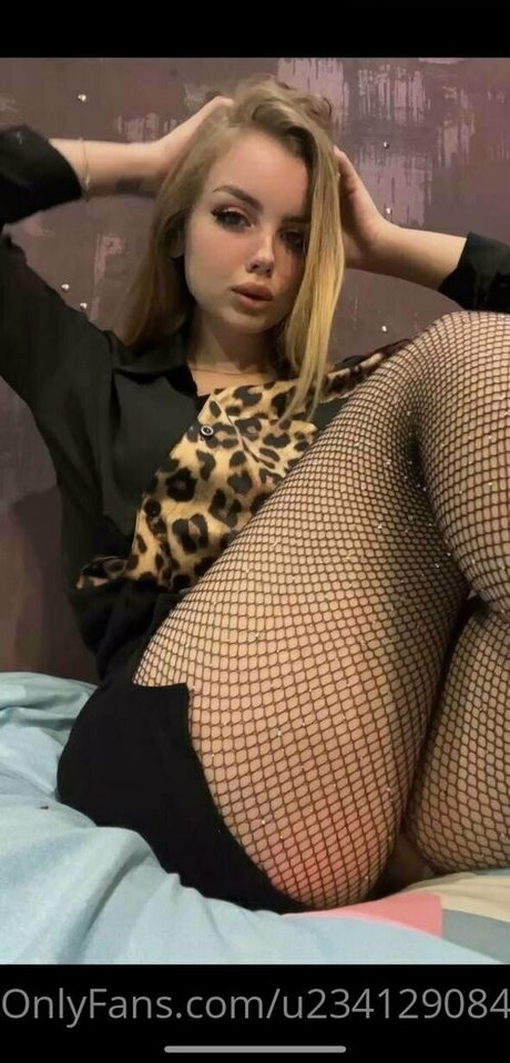 flora belll porn star pictures