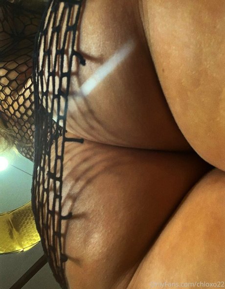 chloxo22 naked actress pic