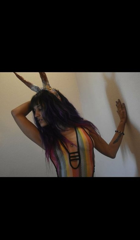 liqweedacid pretty model img