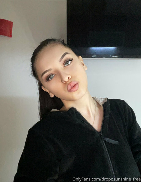 off grid onlyfans free photo