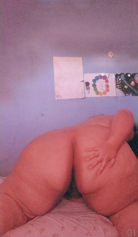pixie aldi star nude photos