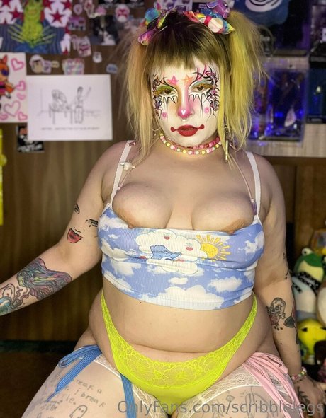 scribblelegs star nude img