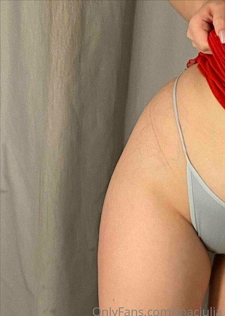 macjulia model hot images