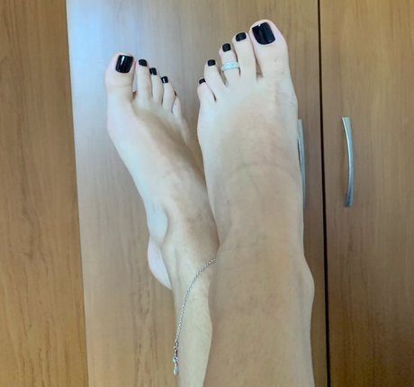 Caliupe feet pornstar pretty pics