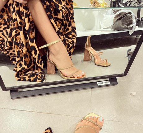 Caliupe feet art pornstar pics