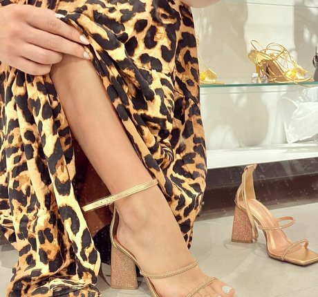Caliupe feet star hd photos