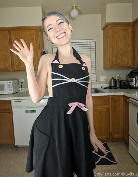 ikuyikuy sex model archive