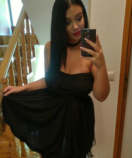 Emina Jahi profile image