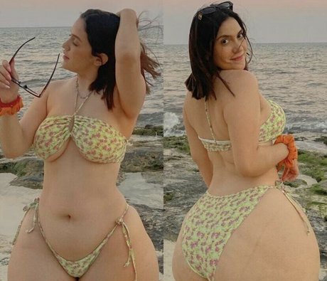 Valerialcala pornographic star photos