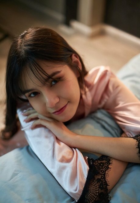 isabellefree top profile image