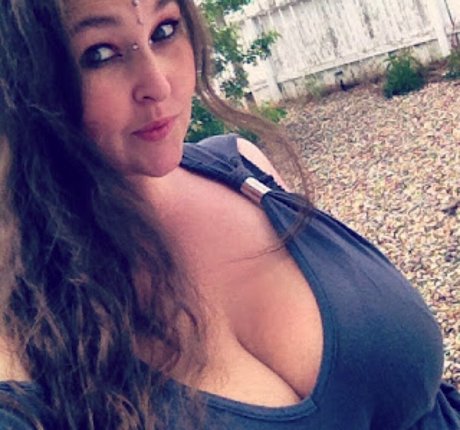 RainIsWet naked pornstar image