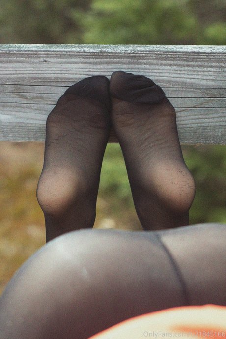 ヌード 屋外 OnlyFans 無料セックス 画像