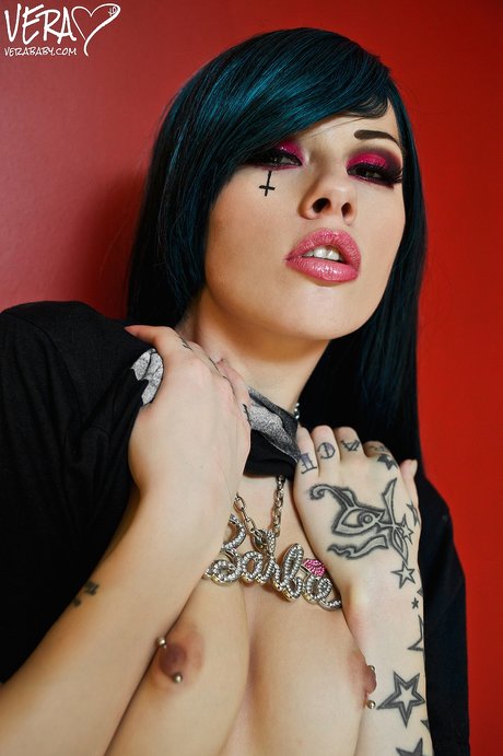 ぽっちゃり 主観視点 OnlyFans ヌード 画像